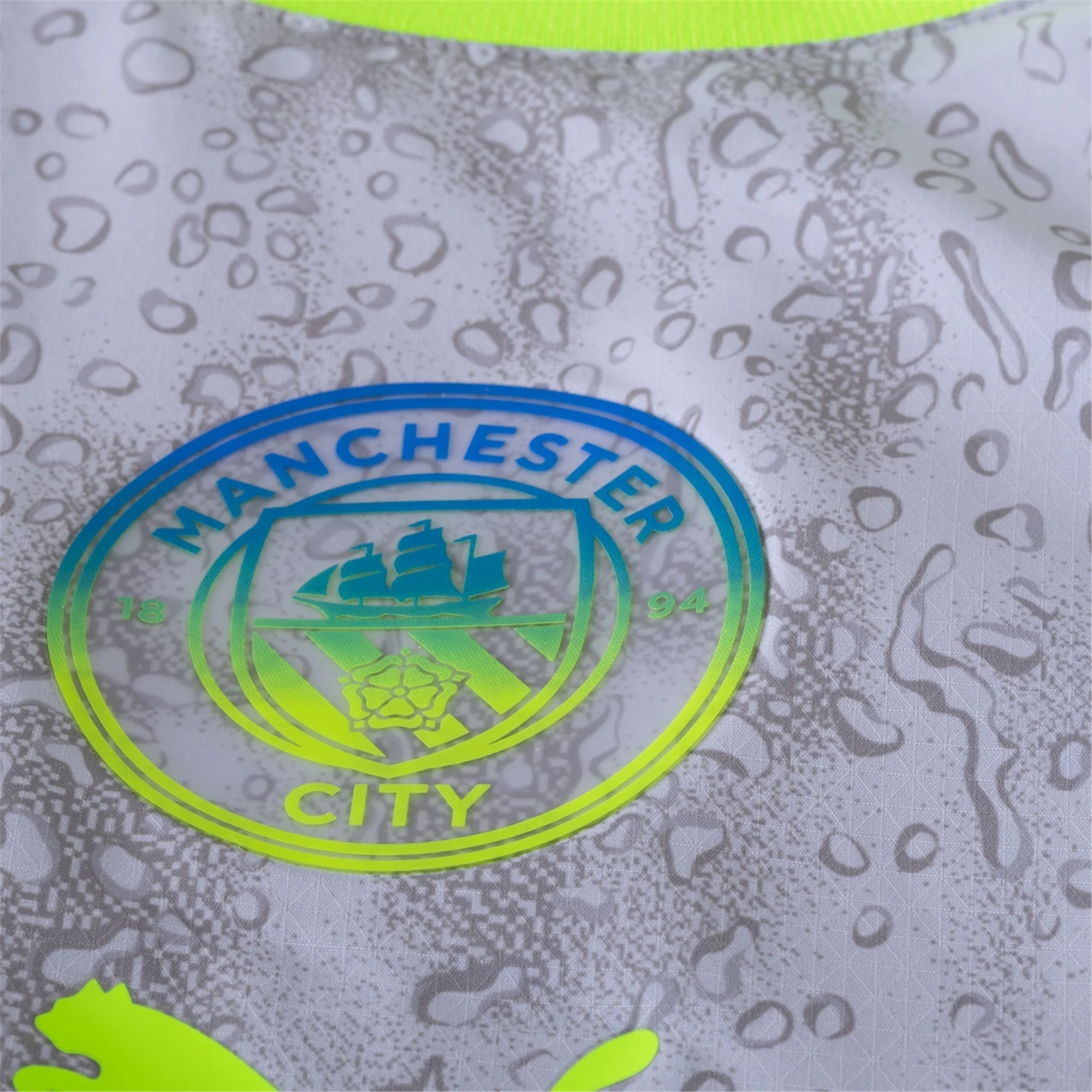 Puma Manchester City Authentic Bobb Third Jersey w/ EPL + No Room For Racism 25/26 (Cool Weather/Pro Green)